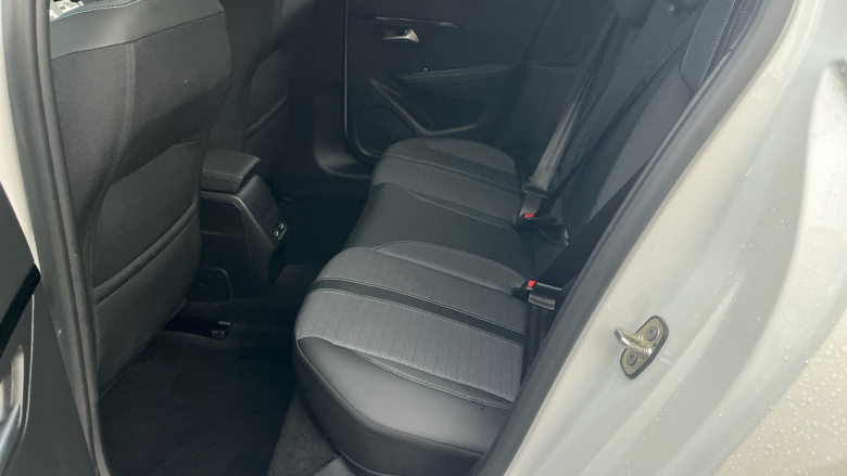 Peugeot 208 1.2 PureTech 100 Allure Premium + 5dr Petrol Hatchback